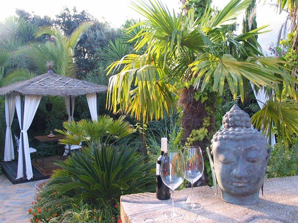 Hotel DDG Retreat Casares Exterior foto